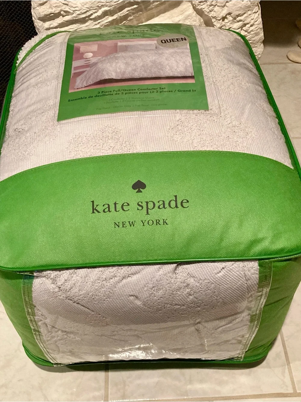 NEW Kate Spade New York Pop Floral in Light Morning Glory- Queen size
